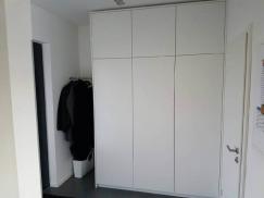 Garderobe in weiß 